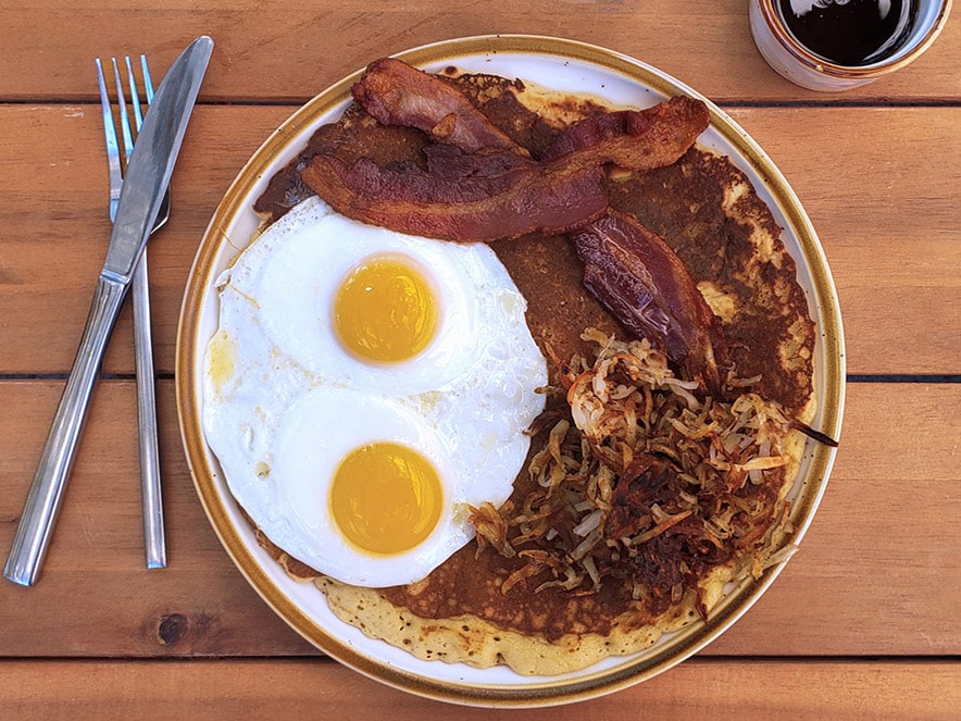 plate of breakfast foods