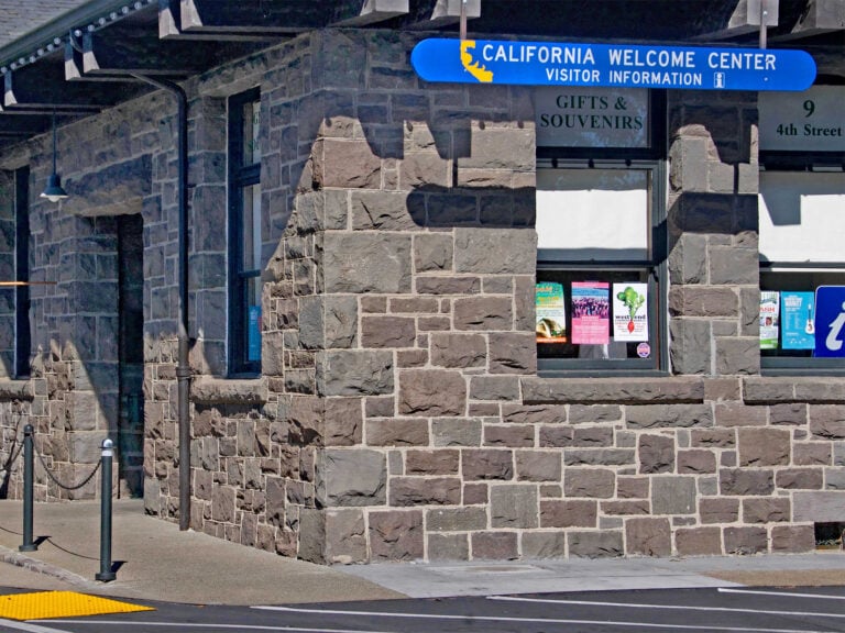 Santa Rosa Visitor Center